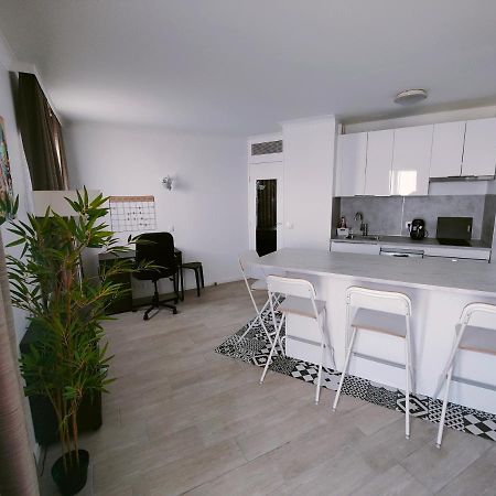 Incroyable T2 La Defense - Parking Gratuit Apartment Courbevoie Luaran gambar