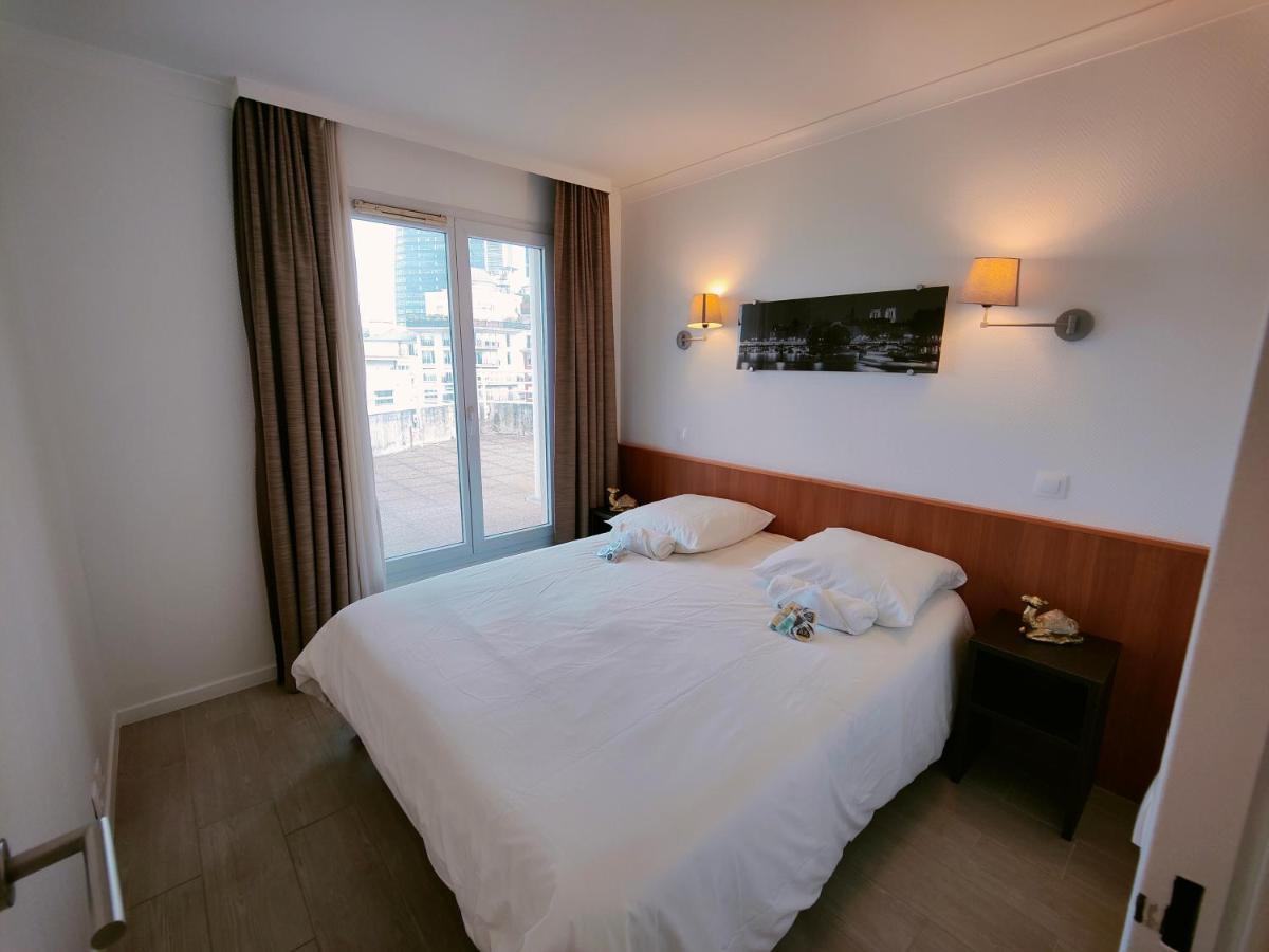 Incroyable T2 La Defense - Parking Gratuit Apartment Courbevoie Luaran gambar