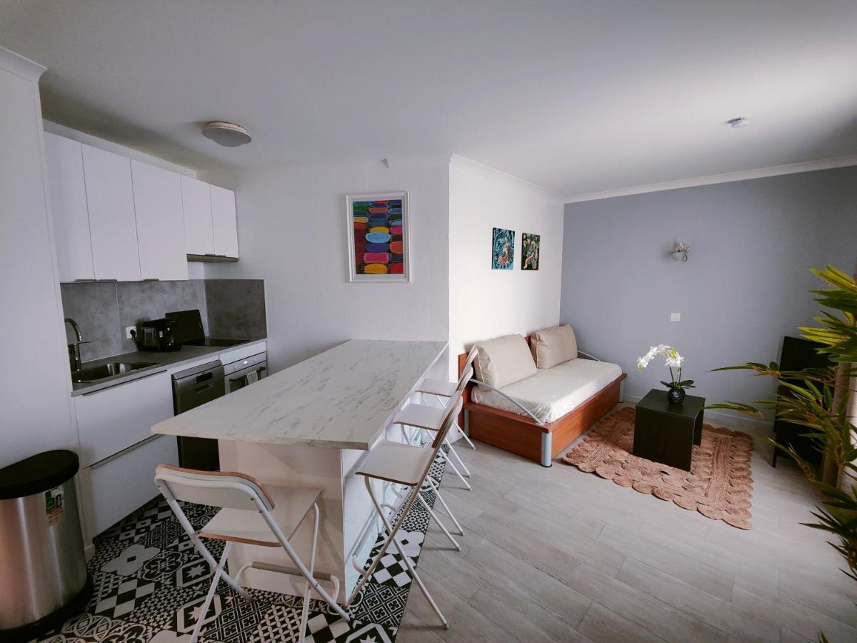 Incroyable T2 La Defense - Parking Gratuit Apartment Courbevoie Luaran gambar